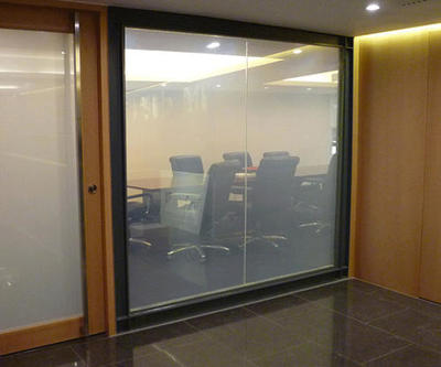 武漢調(diào)光玻璃與導(dǎo)電玻璃 技術(shù)特點(diǎn)與應(yīng)用前景